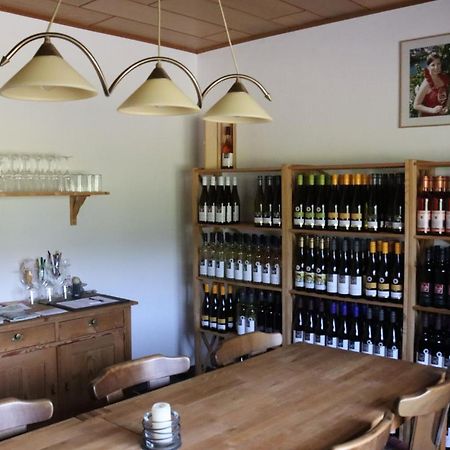Weingut Und Gaestehaus Wolfgang Beth Kinheim Exterior photo